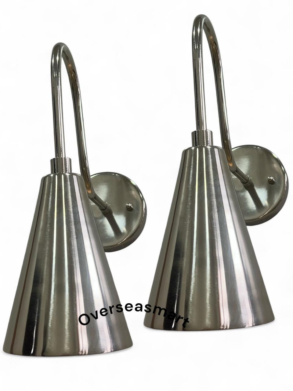 Mid-Century Modern Chrome Wall Sconce: Handmade 1-Light Fixture - Image 2